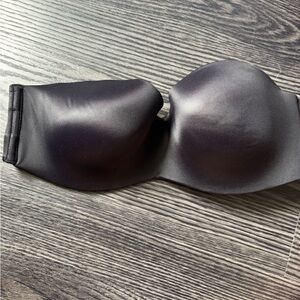 VS PINK Black Strapless Bra 34D